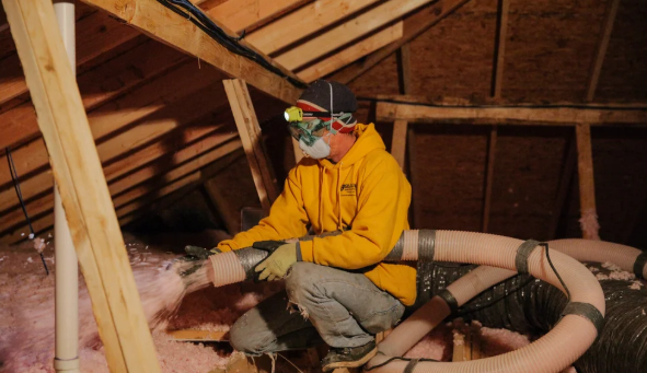 Best Materials for Blown-In Insulation in Roundup, MT