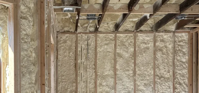 Garage Spray Foam Insulation Cost in Lovell, WY